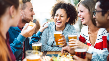 friends drinking beer